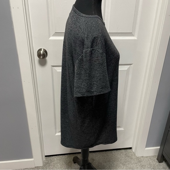 Kuwallatee T-Shirt - Picture 2 of 5